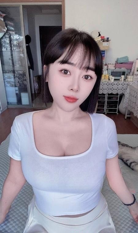 【上海】大奶艾琳美女